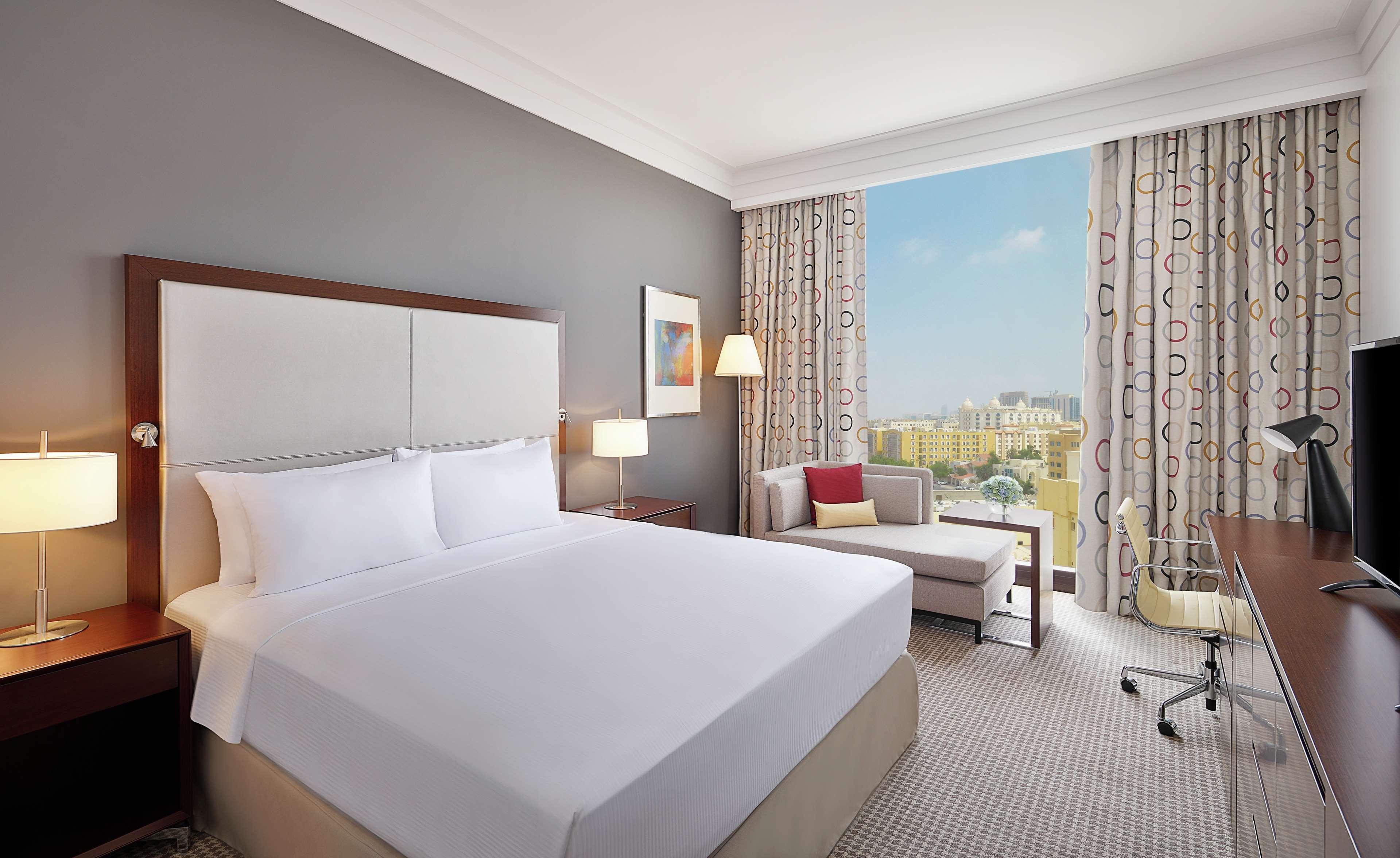 Doubletree By Hilton Doha - Al Sadd Hotel Exterior photo
