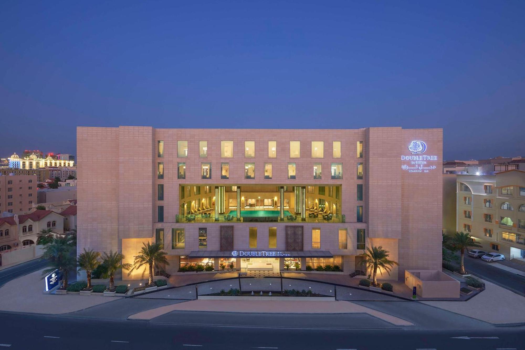 Doubletree By Hilton Doha - Al Sadd Hotel Exterior photo The Oberoi, Muscat