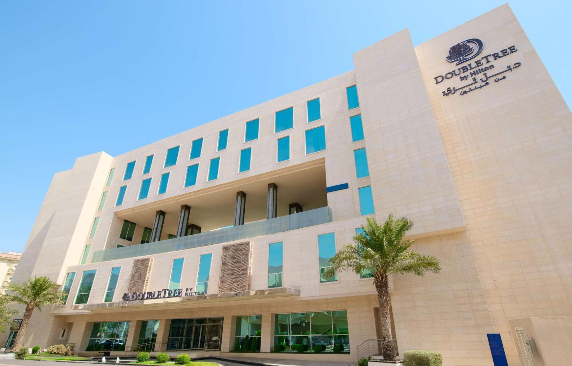 Doubletree By Hilton Doha - Al Sadd Hotel Exterior photo The hotel in 2015